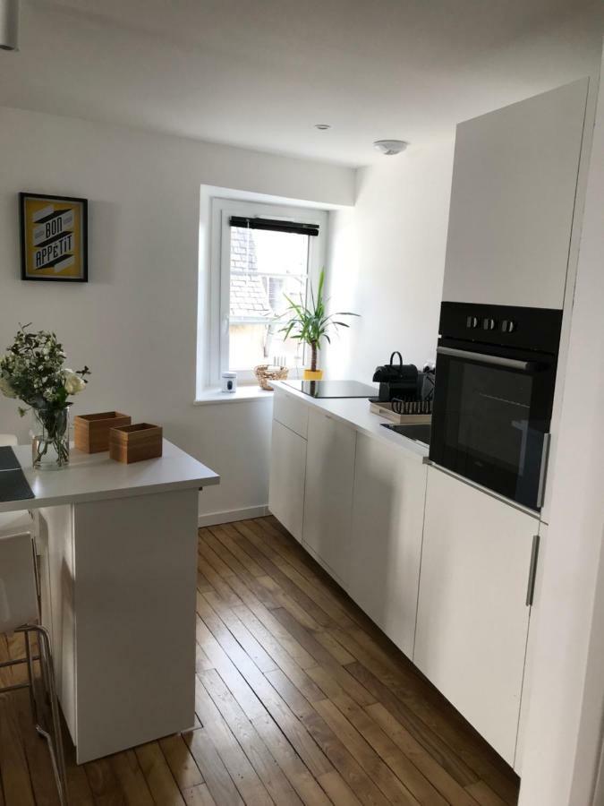 Appartement Au Coeur Du Quartier Historique Vannes Bagian luar foto