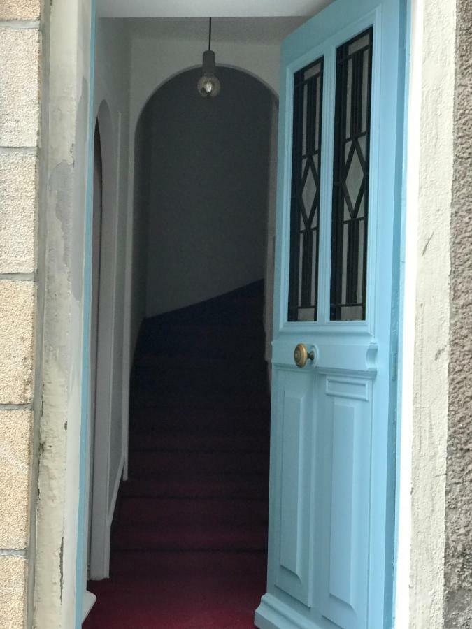 Appartement Au Coeur Du Quartier Historique Vannes Bagian luar foto